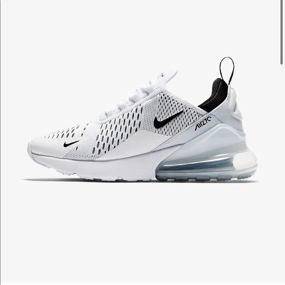 Nike 270